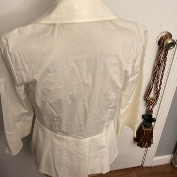 Top - Picture 5 of 8